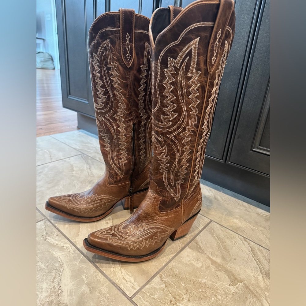 Brown Ariat Western Cowgirl Boots
